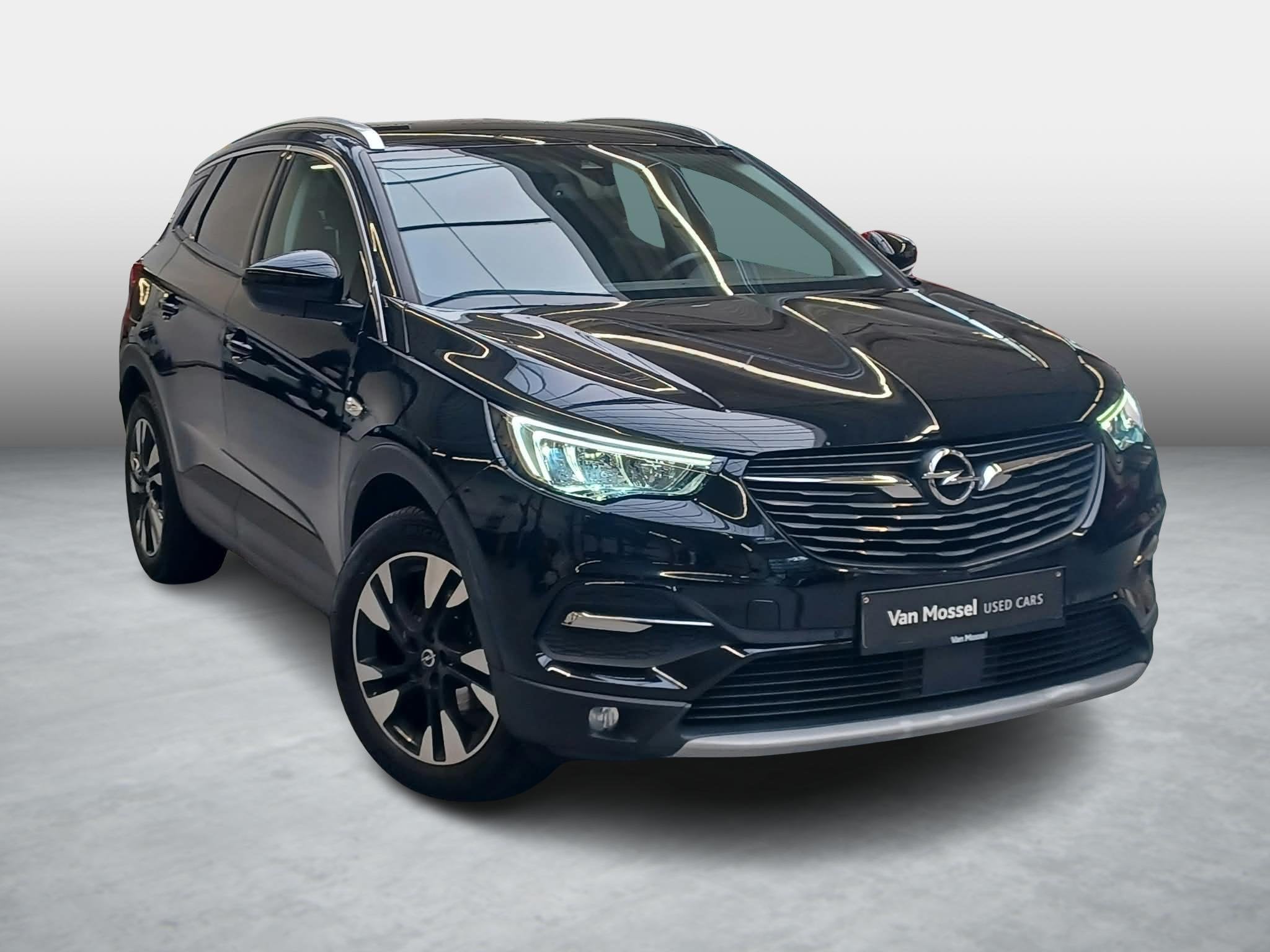 Opel Grandland X 1.2T MT6 Innovation, Auto's, Voorwielaandrijving, 1350 kg, Stof, Gebruikt