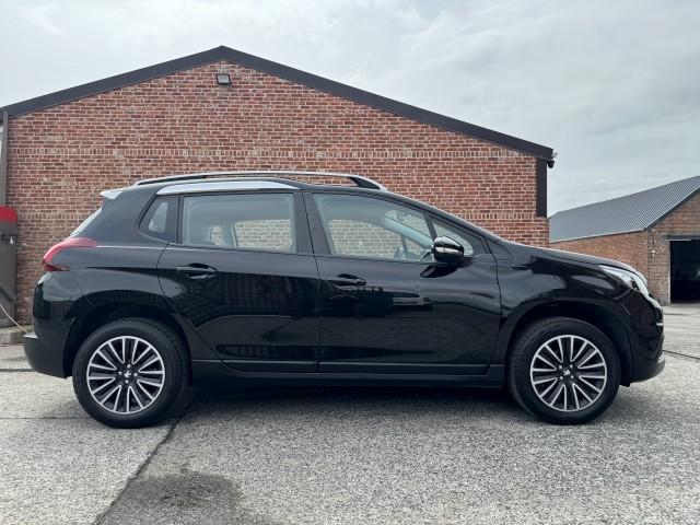 Peugeot 2008 1.2i  GARANTIE NAVI/Clima/PDC/75 000 km/oh book, Autos, Achat, Entreprise, Boîte manuelle, Noir