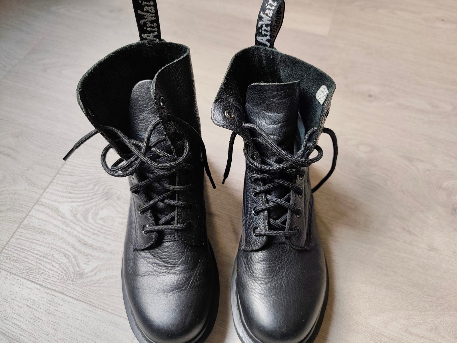 Leren schoenen (38) Dr. Martens - leather shoes, Ophalen, Dokter martin, Schoenen