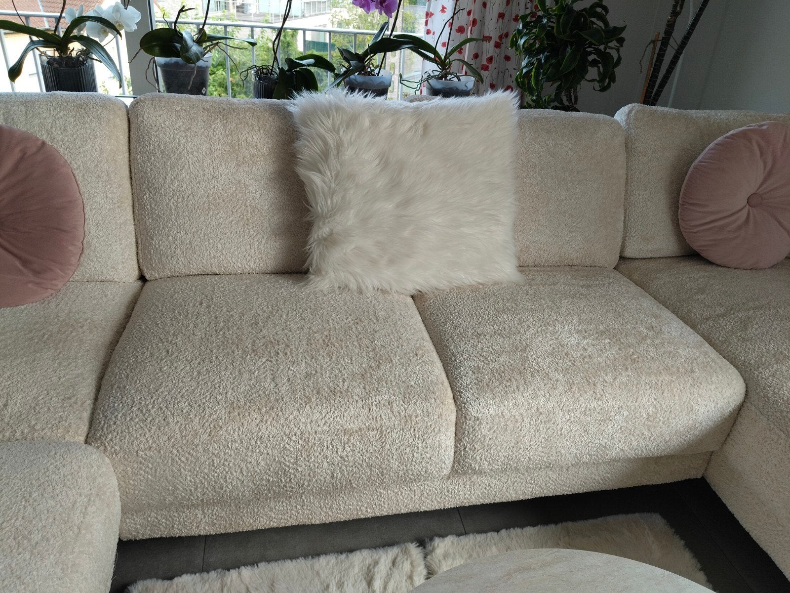 grand canapé beige en tissu teddy, Enlèvement, Tissus