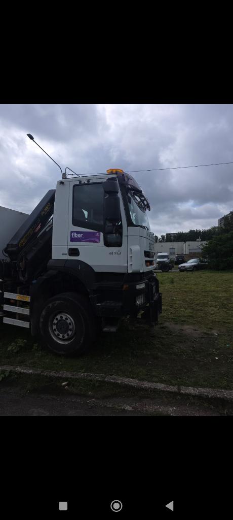 Iveco avec grue, Ophalen, Iveco