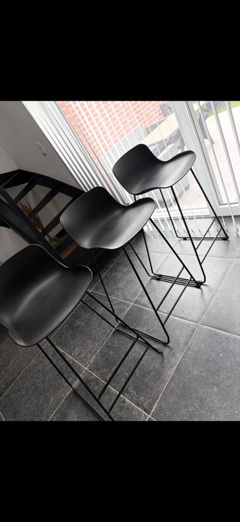 Lot de tabouret haut/ chaise de bar, Enlèvement, Comme neuf