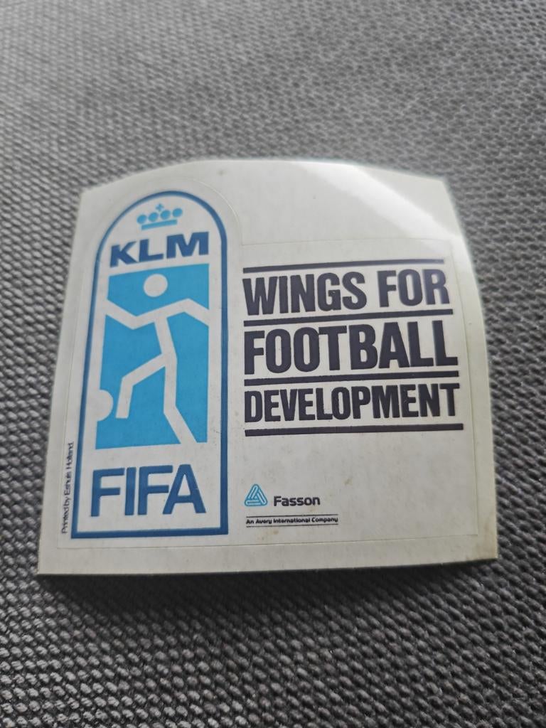 Sticker FIFA KLM, Ophalen