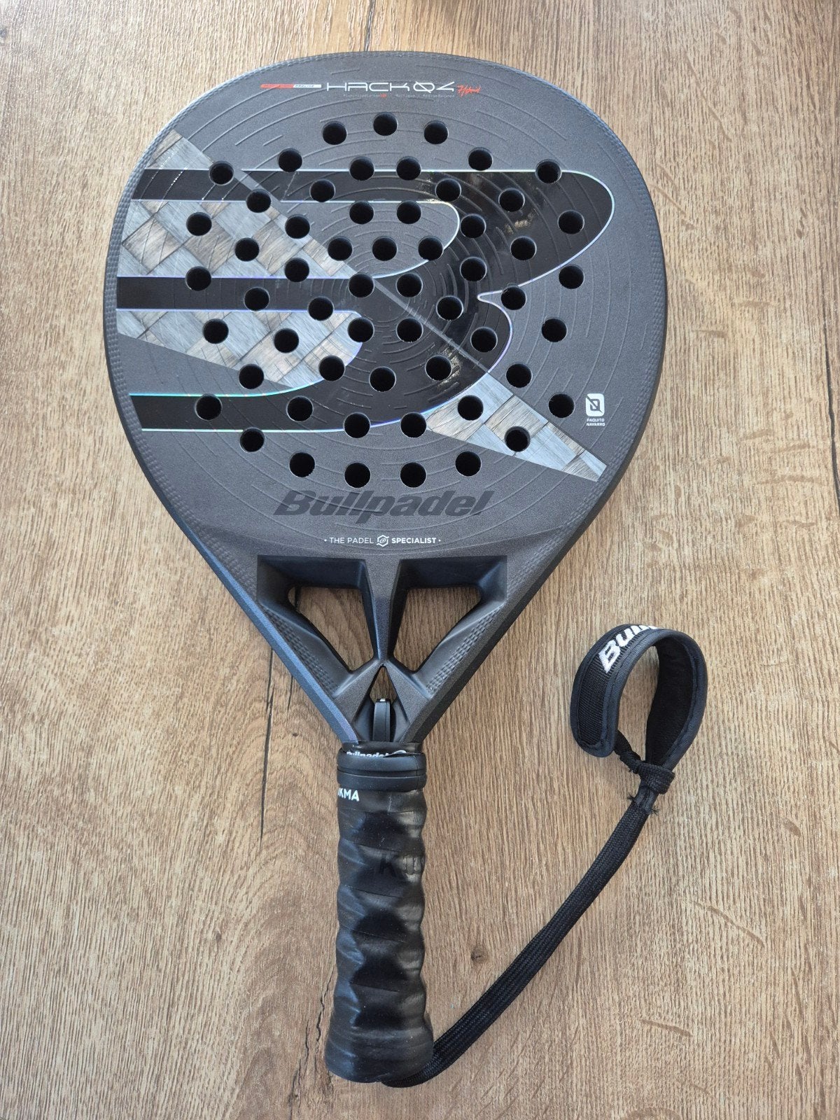 Bullpadel Hack 04 Hybrid 2026, Ophalen of Verzenden, Zo goed als nieuw, Padelracket