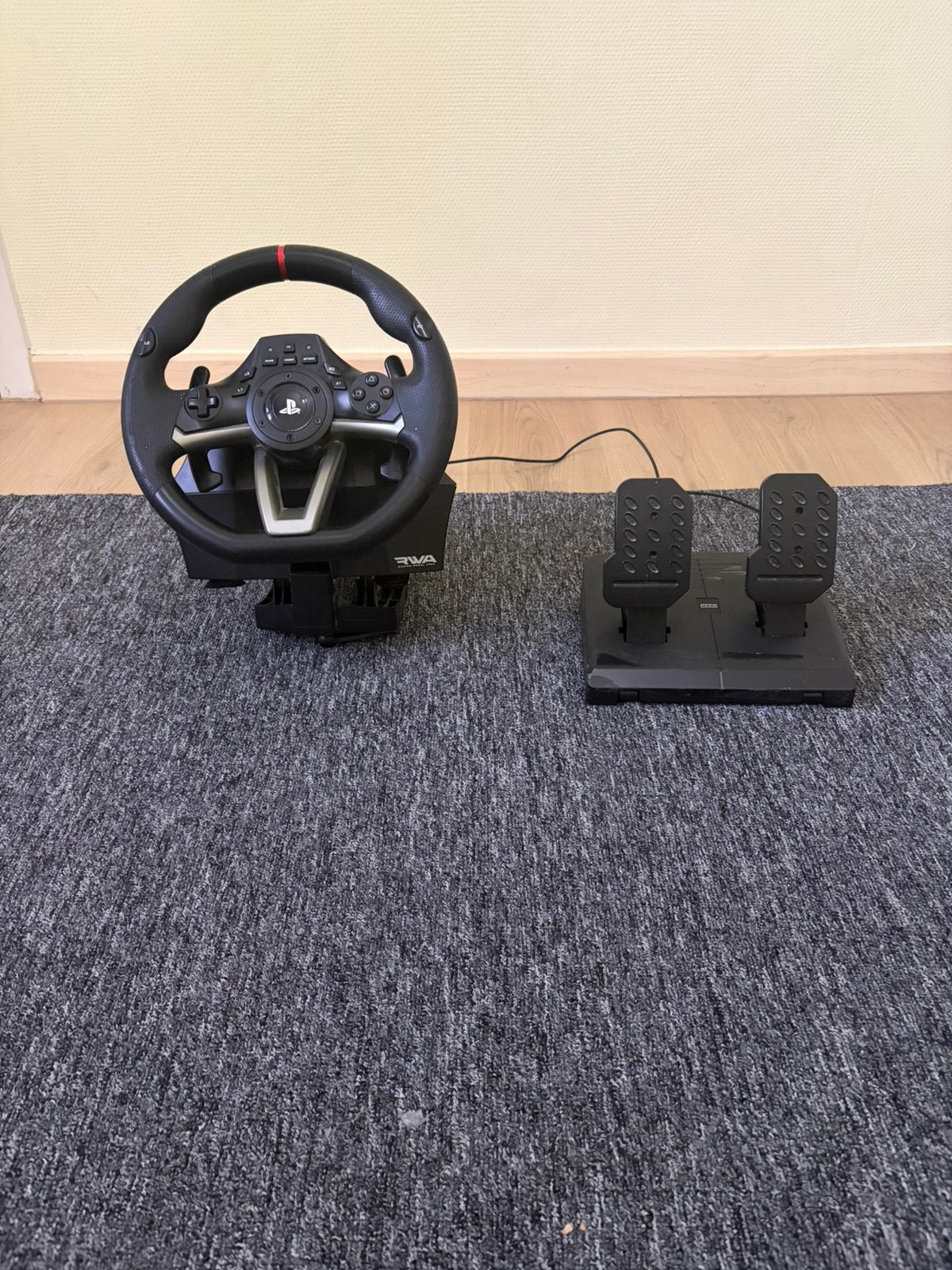 Racing Wheel, Games en Spelcomputers, Ophalen of Verzenden, Zo goed als nieuw, Overige typen, PlayStation 4