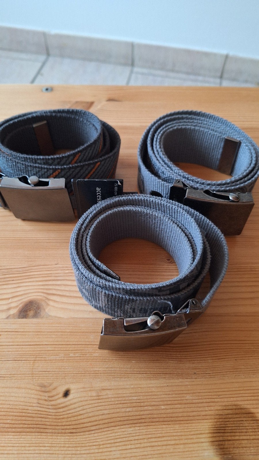 3 nieuwe riemen 2€, Kleding | Heren, Riemen en Ceintuurs, Ophalen of Verzenden