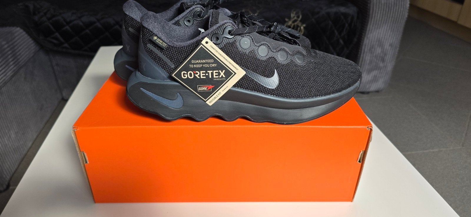 Nieuwe in doos Nike Motiva Gore-Tex schoenen maat 42,5, Ophalen, Wandelschoenen