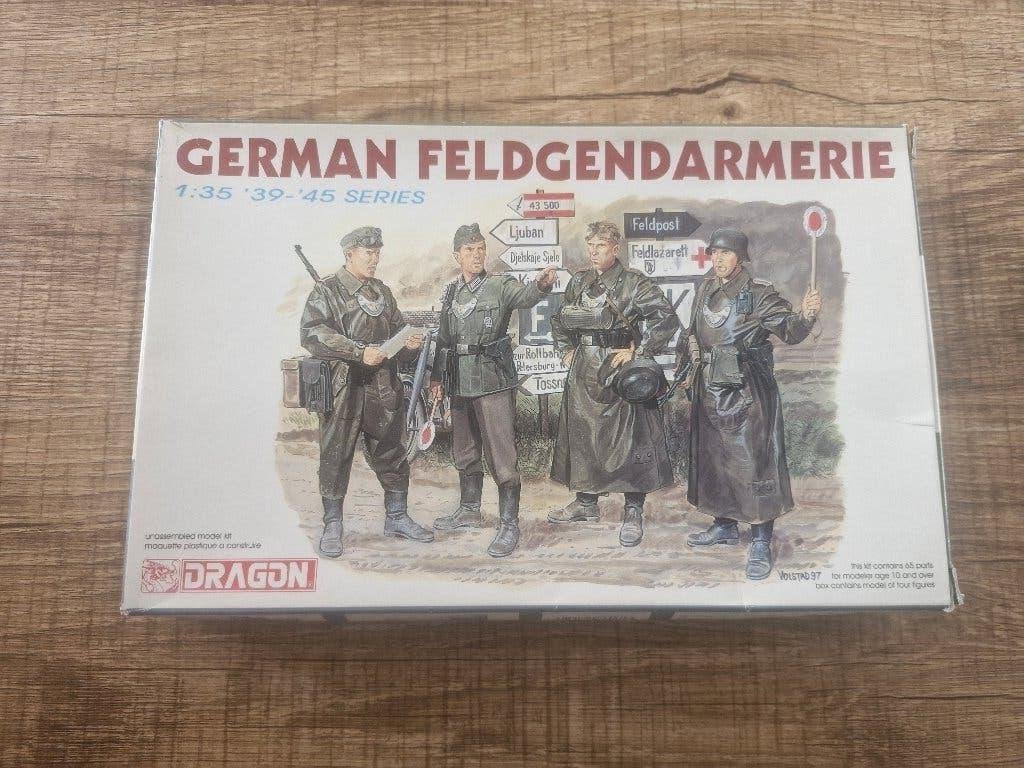 Dragon 1/35 German Feldgendarmerie, Enlèvement ou Envoi, Neuf, 1:35 à 1:50, Personnage ou Figurines