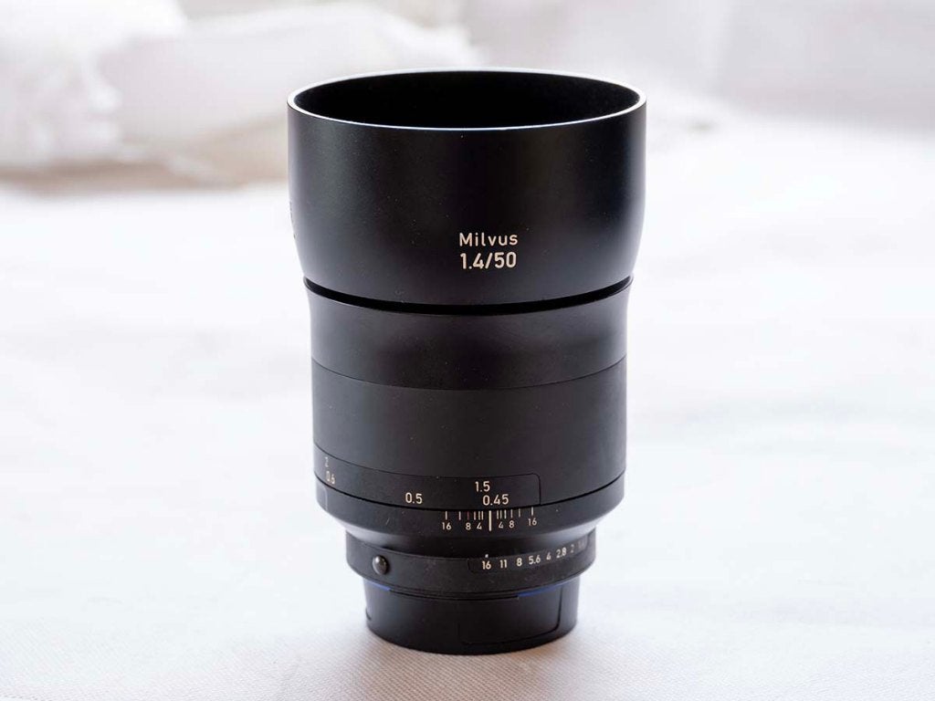 ZEISS MILVUS 50mm primelens NIKON F vatting, TV, Hi-fi & Vidéo, Photo | Lentilles & Objectifs, Enlèvement ou Envoi, Lentille standard