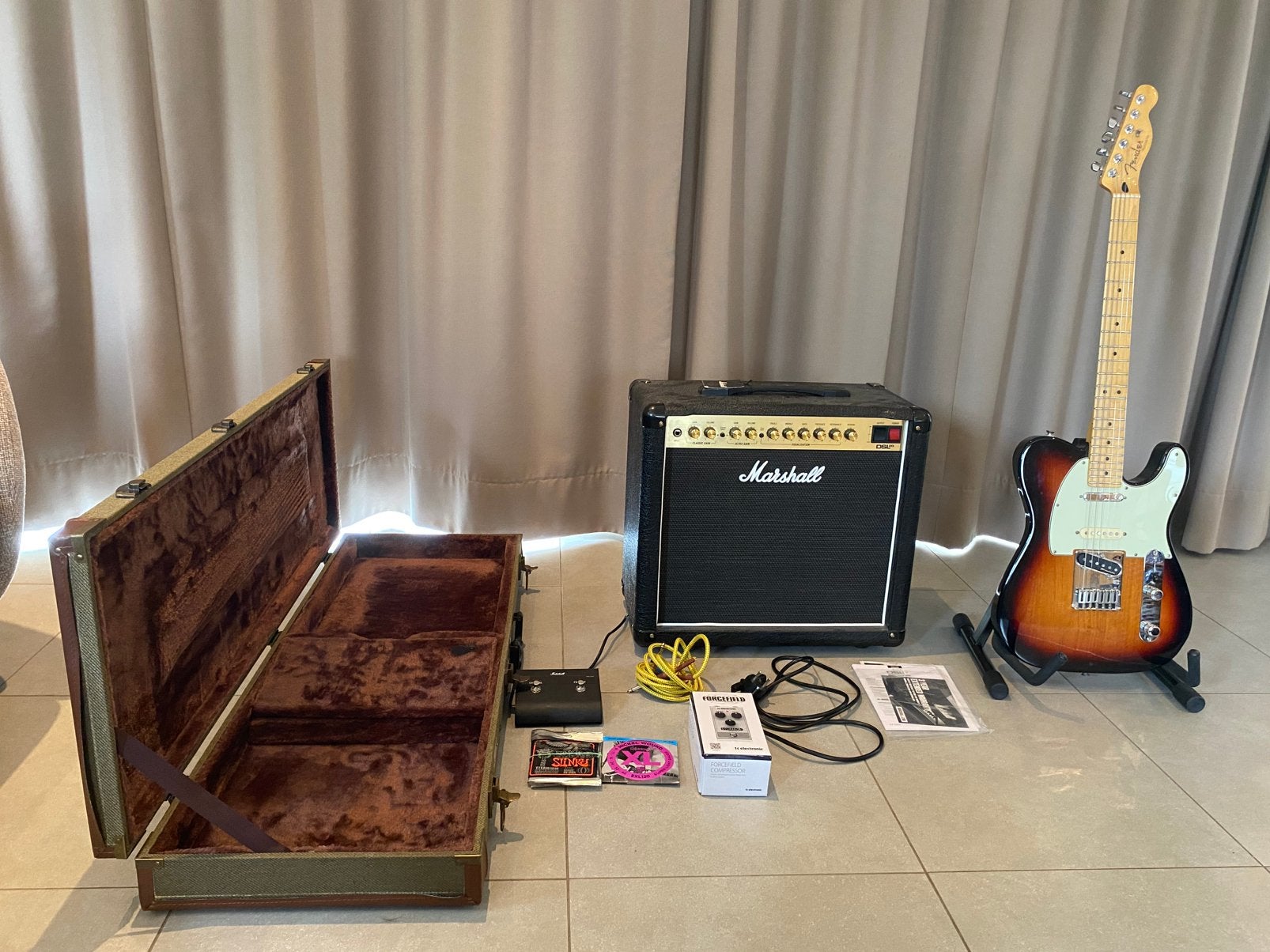 Fender Player Plus Telecaster + Marshall DSL20 + toebehoren, Ophalen, Fender, Met versterker, Zo goed als nieuw
