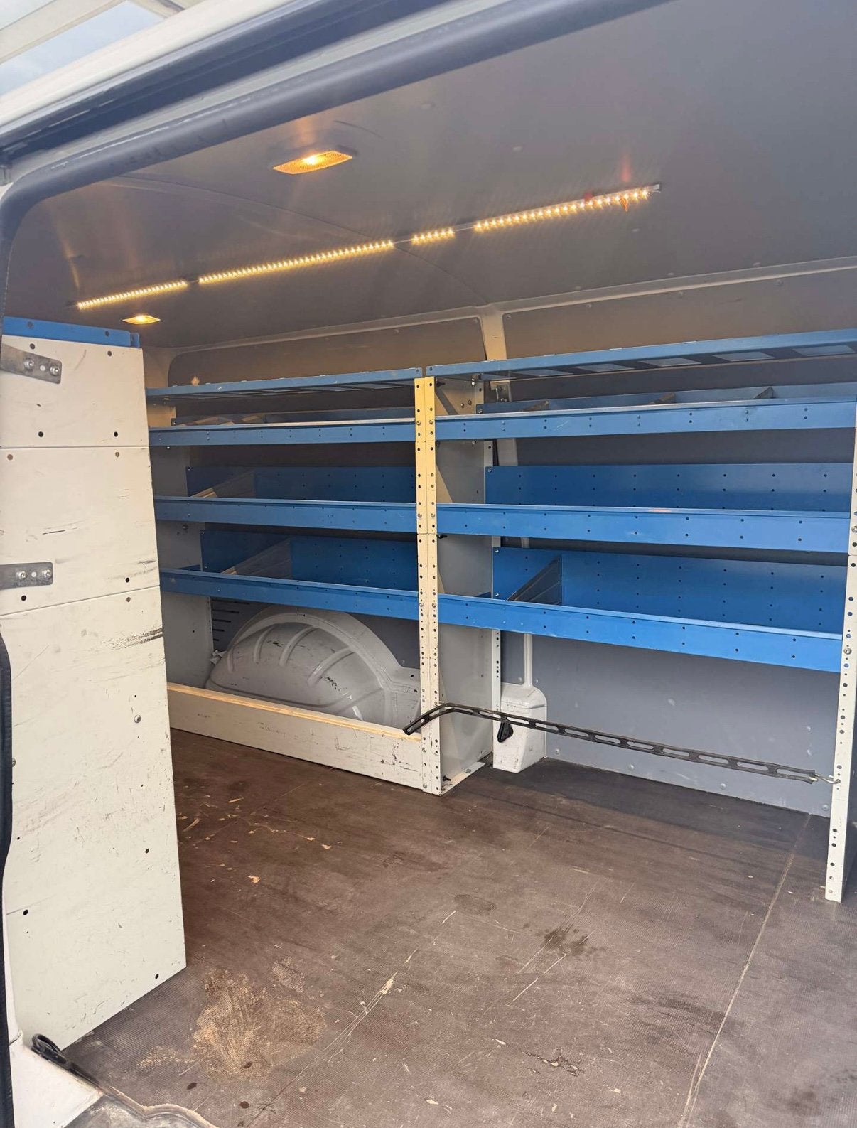 Metalen kasten bestelwagen, Enlèvement, Utilisé