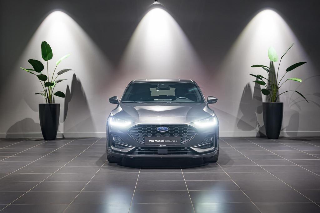 Ford Focus 1.0i EcoBoost MHEV 92kW ST-Line STUUR- EN ZETELVE, 118 g/km, Stof, Gebruikt, Euro 6