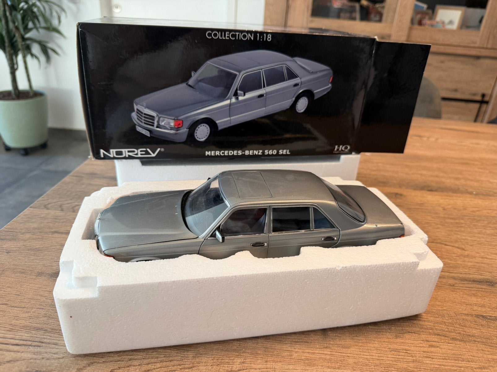 Norev 1:18 Mercedes, Enlèvement ou Envoi, Comme neuf, Norev