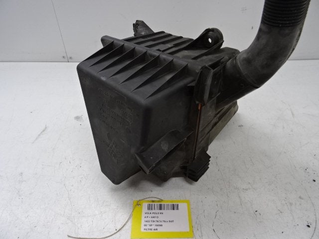 FILTRE À AIR Volkswagen Polo IV (9N1 / 2/3), Autos : Pièces & Accessoires, Utilisé, Volkswagen