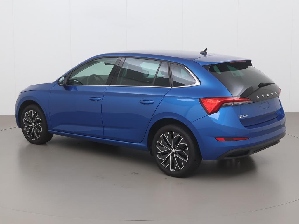 Skoda Scala tsi style 110 AT, Auto's, Skoda, Automaat, Scala, Cruise Control, Blauw
