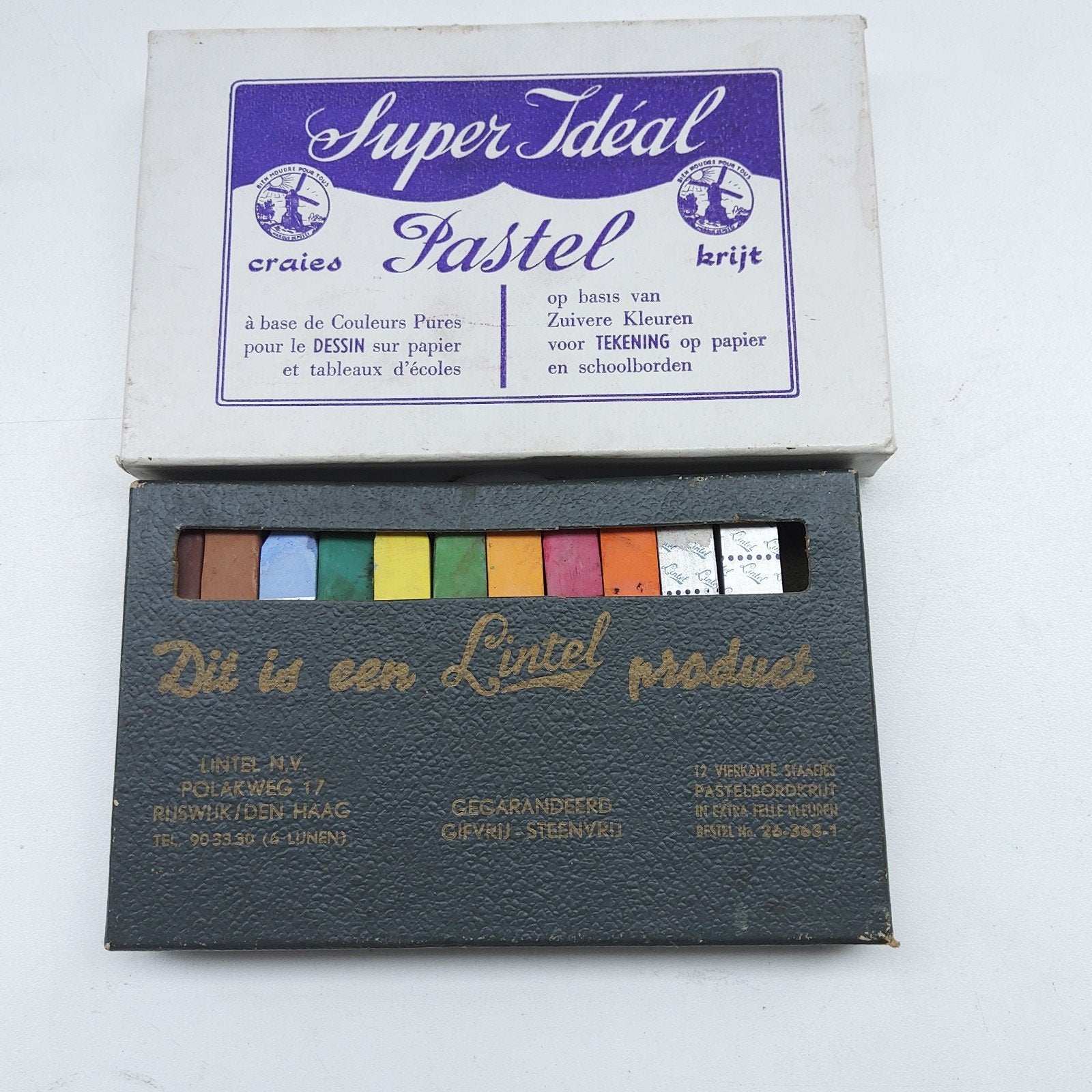Zacht bord- of pastelkrijt. Hoge dekkracht. 2 dozen, Ophalen of Verzenden, Gebruikt