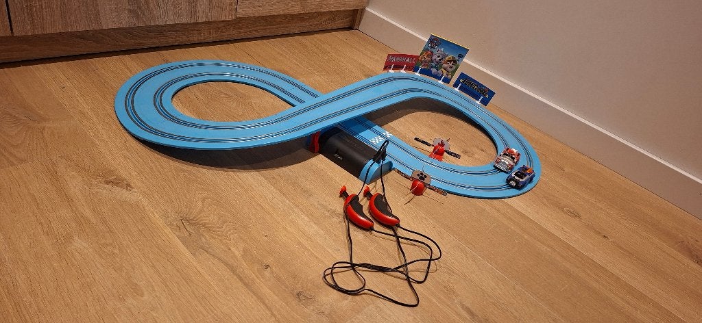 Paw patrol Carrera racebaan, Kinderen en Baby's, Speelgoed | Racebanen, Ophalen, Racebaan, Carrera, Zo goed als nieuw