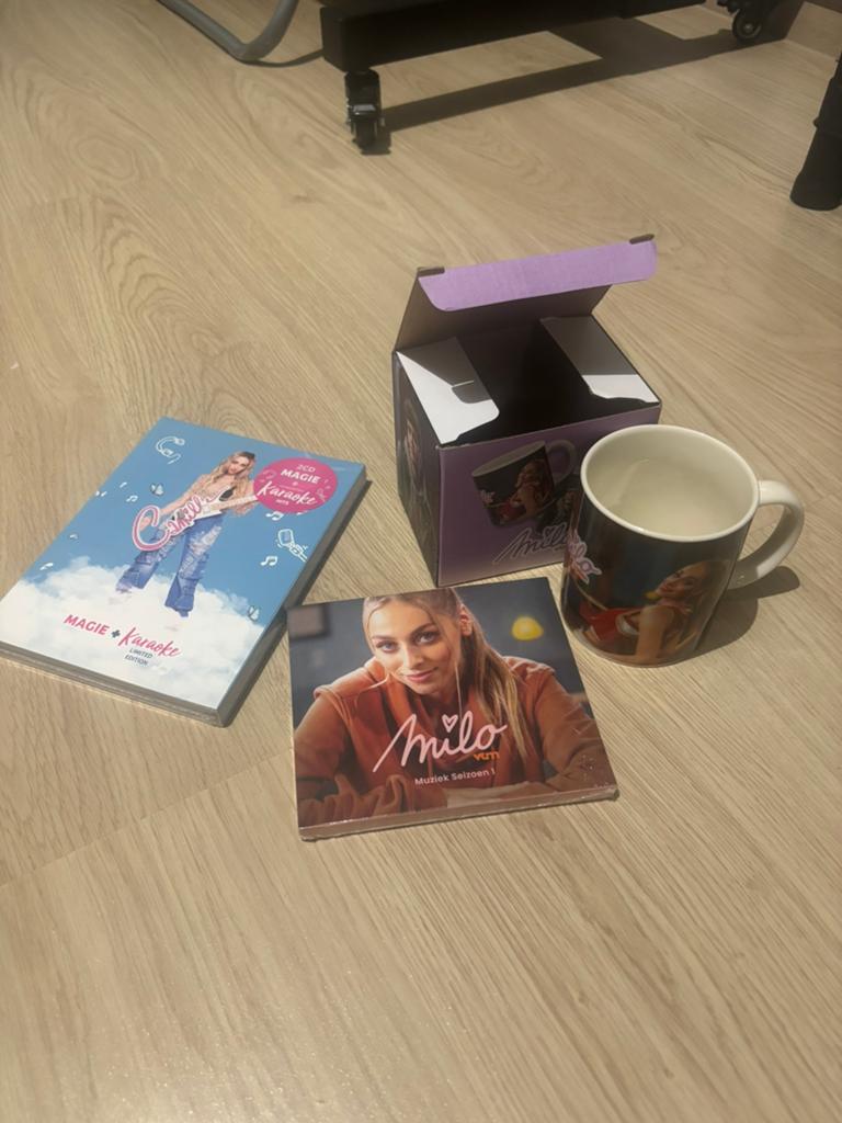 Milo cd seizoen 1 en karaoke cd + gratis tas !), Ophalen, Zo goed als nieuw