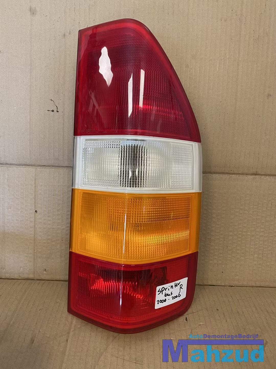 MERCEDES SPRINTER BUS achterlicht rechts 2000-2006 4401926R, Gebruikt, Mercedes-Benz AG, Mercedes-Benz, Mercedesstrasse 120
70372  Stuttgart, DE