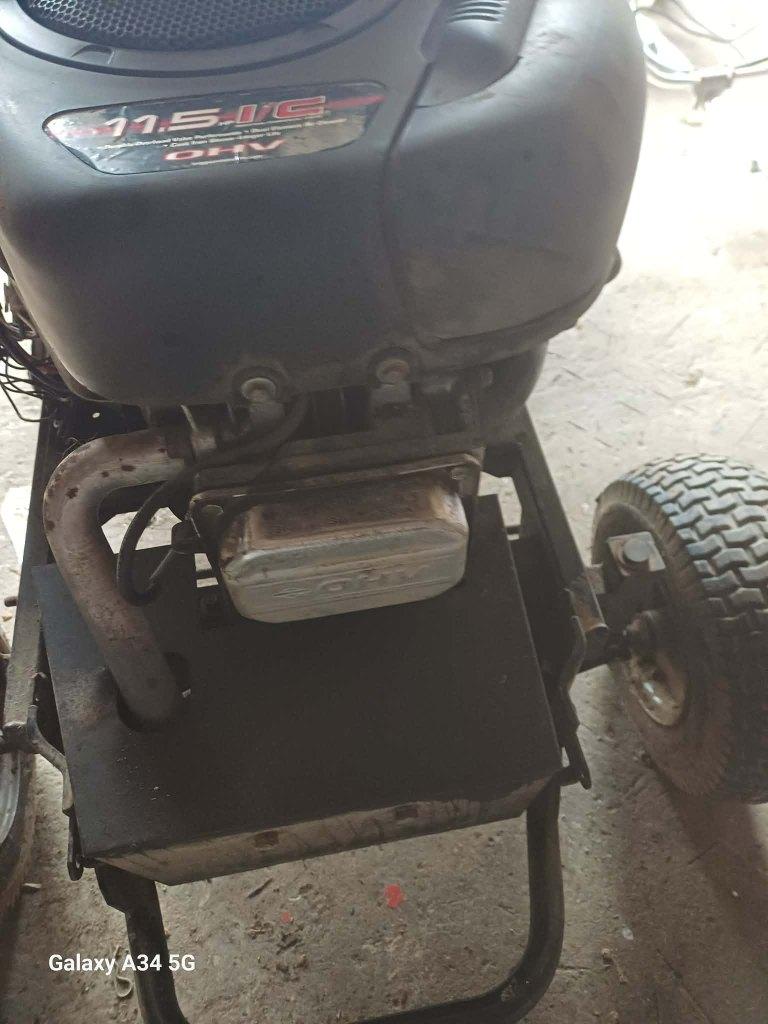 Pièces tracteur tondeuse nj92, Enlèvement, Utilisé, Bac de ramassage, 90 à 120 cm