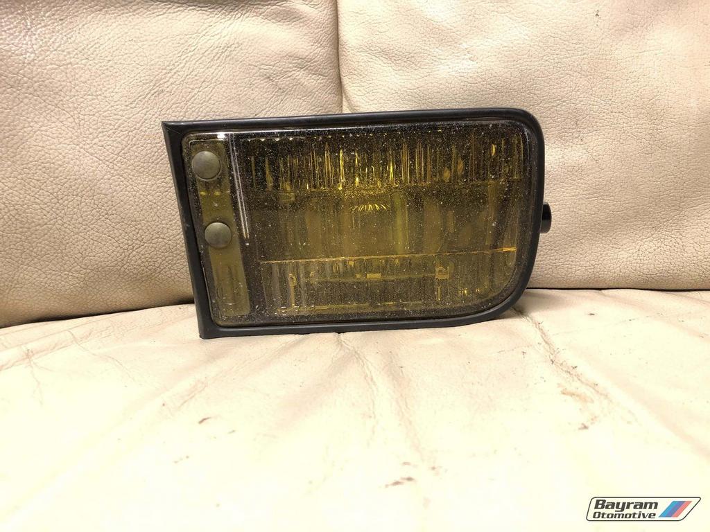 Bmw E30 mistlamp geel links Zkw coupe sedan touring 3-serie, Autos : Pièces & Accessoires, Éclairage, BMW, Utilisé, Enlèvement ou Envoi