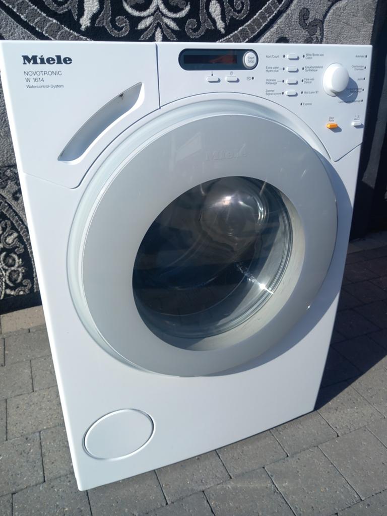 Miele wasmachine KlasseA ++ 7kg .Novotronic, Enlèvement