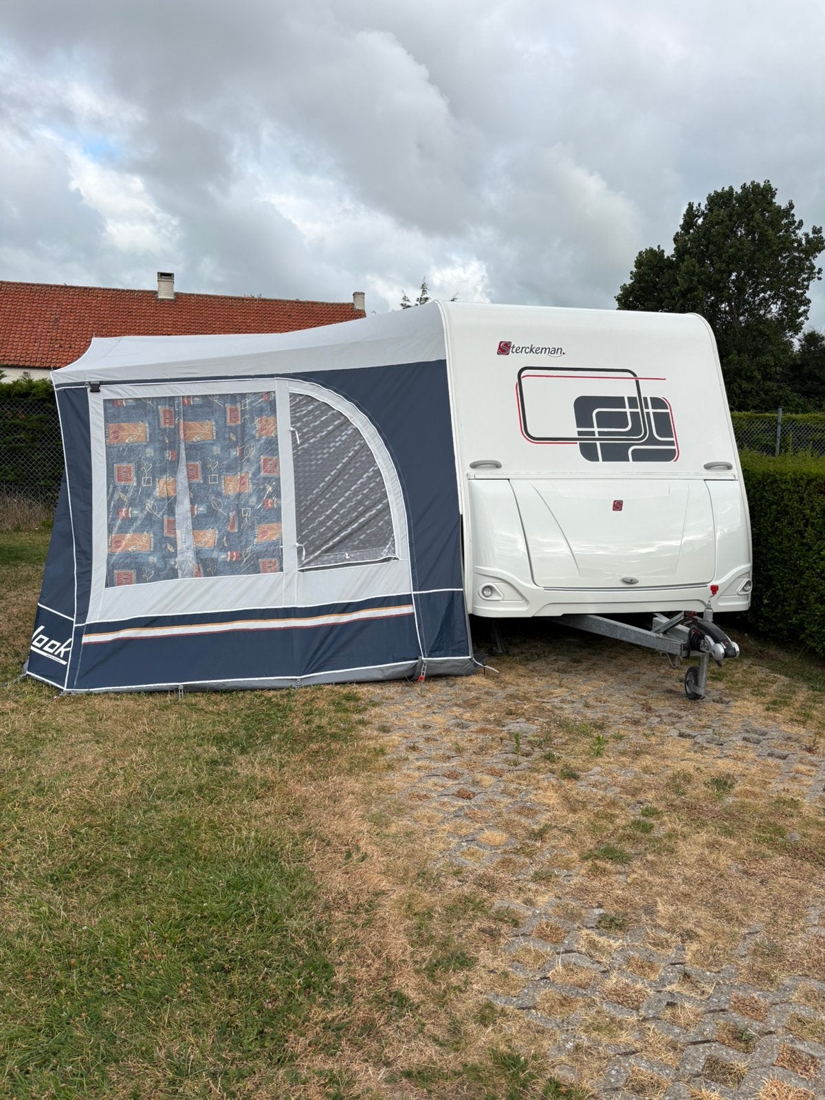 Sterckeman caravan met mover,voortent en leefbattery, Mover, Sterckeman, Treinzit, Dwarsbed