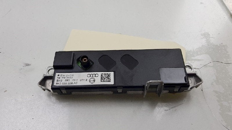 ANTENNE Audi A4 Quattro (B8) (|8K5035225AC|), Utilisé, Audi