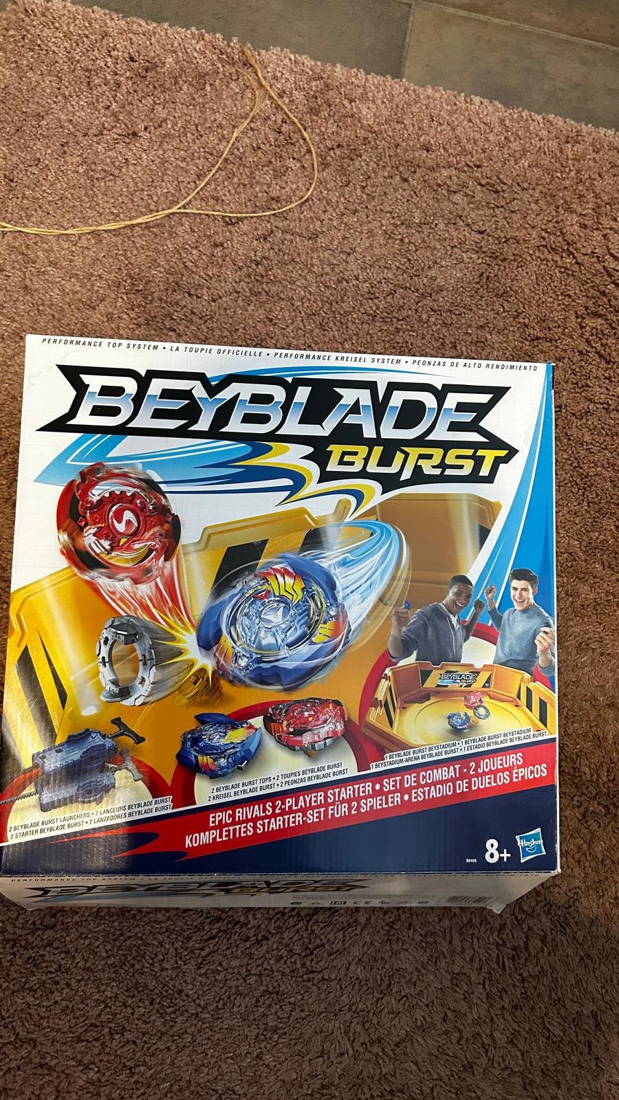 Beyblade burst arena met 8 blades, Enlèvement ou Envoi, Comme neuf