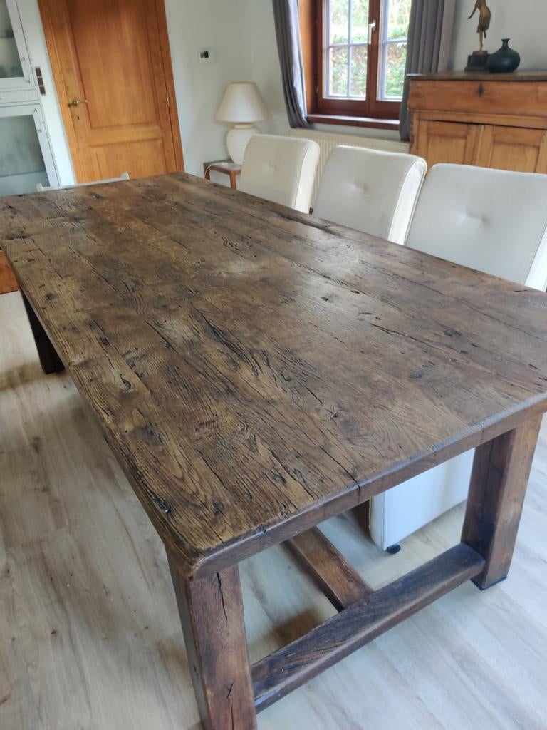 Karaktervolle massief eiken eettafel 240 cm – kloostertafel, Huis en Inrichting, Ophalen, Gebruikt, Eikenhout, 200 cm of meer