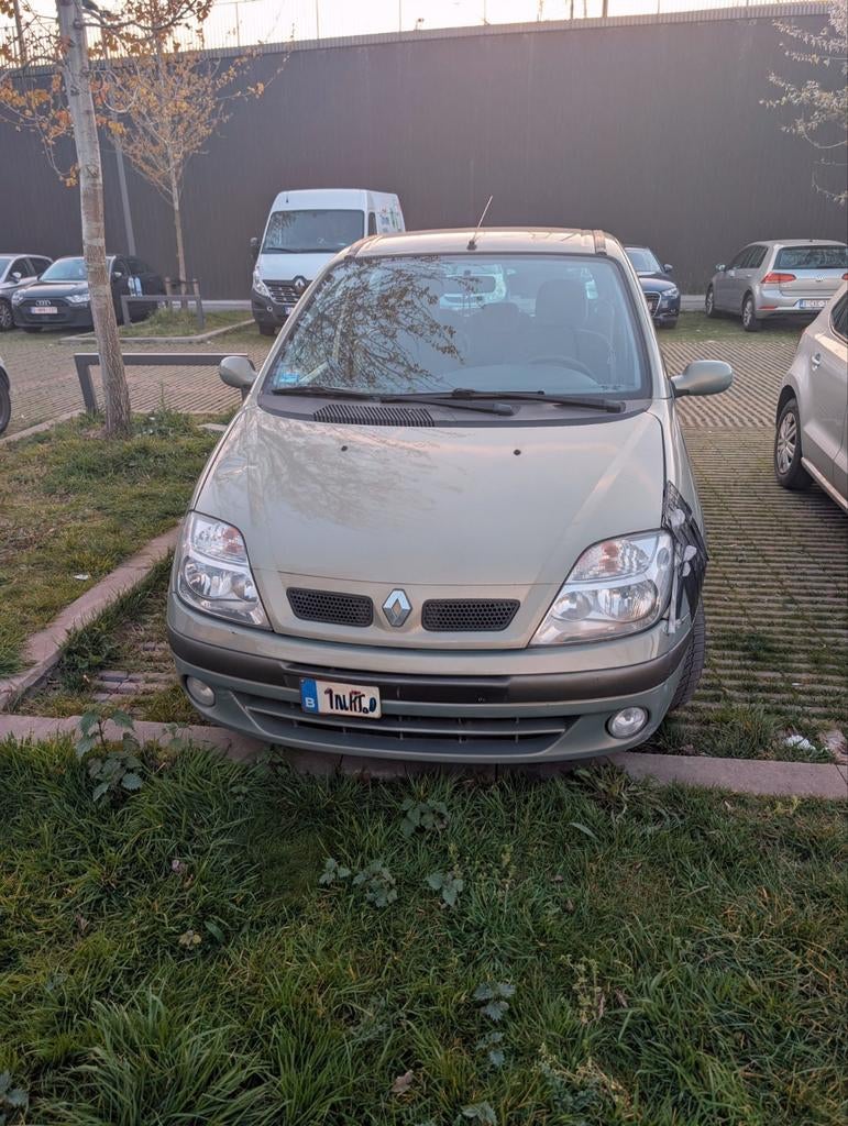 Renault Megane EXPORT   rijdt nog dagelijks, Ophalen, Renault