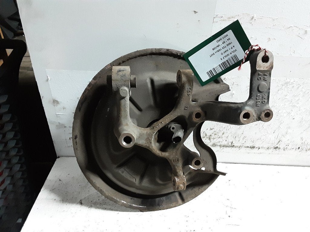 MOYEU DE ROUE ARRIÈRE DROIT Golf V (1K1) (1K0436N), Volkswagen, Mevr. I. Hauben, Utilisé, Rue de l'Espoir 34 34
4030  GRIVEGNÉE, BE