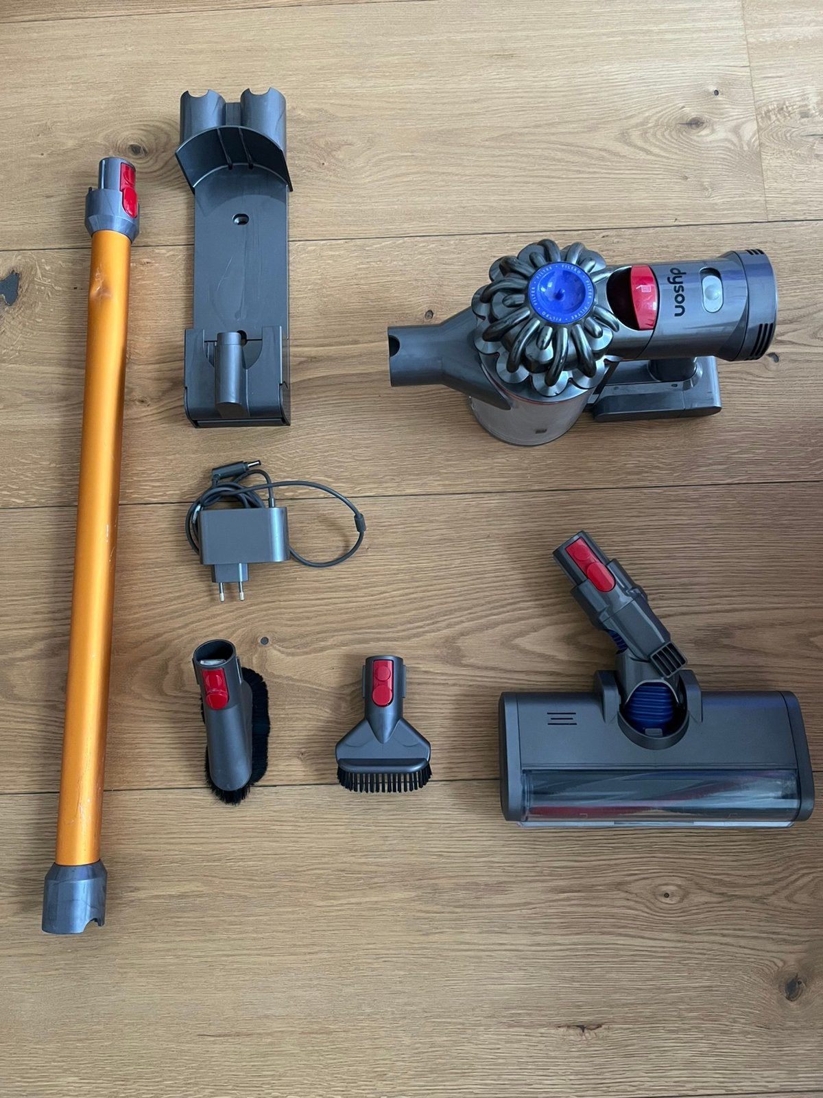 Aspirateur Dyson v7, Electroménager, Aspirateurs, Enlèvement ou Envoi, Comme neuf, Dyson