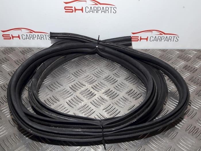 Achterkleprubber van een Citroen C3 Picasso, Gebruikt, -, Ophalen of Verzenden, -