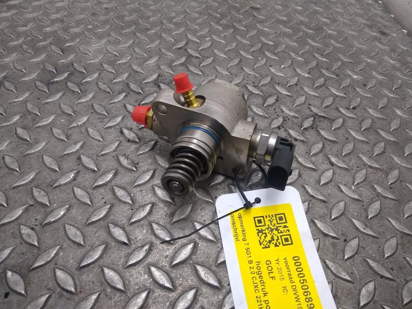 VOLKSWAGEN GOLF BRANDSTOF POMP VOOR DE INJECTOR 2015, Enlèvement ou Envoi, Utilisé, Stiba membre