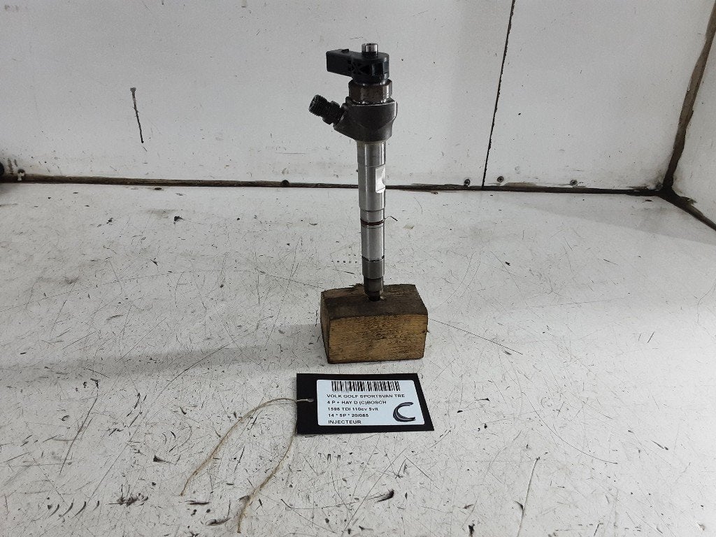 INJECTEUR Volkswagen Golf Sportsvan (AUVS) (04L130277AD), Volkswagen, Mevr. I. Hauben, Utilisé, Rue de l'Espoir 34 34
4030  GRIVEGNÉE, BE
