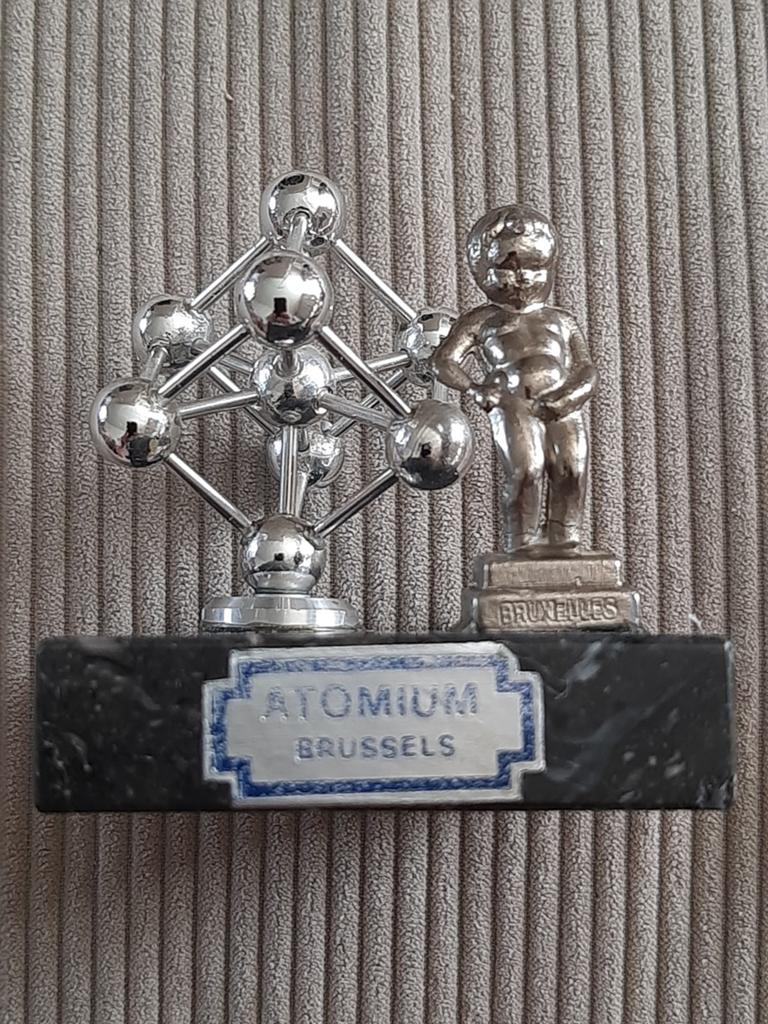 EXPO 58 Atomium + Manneken Pis Papiergewicht, Verzamelen, Retro, Ophalen of Verzenden