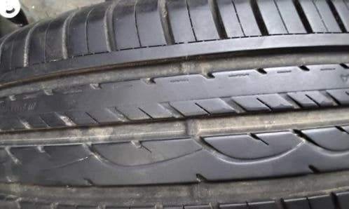 Banden 205 breed 15 inch goed merk 2 als nieuw 50 eur, Auto-onderdelen, Banden en Velgen, Ophalen, 15 inch, 205 mm, Band(en)