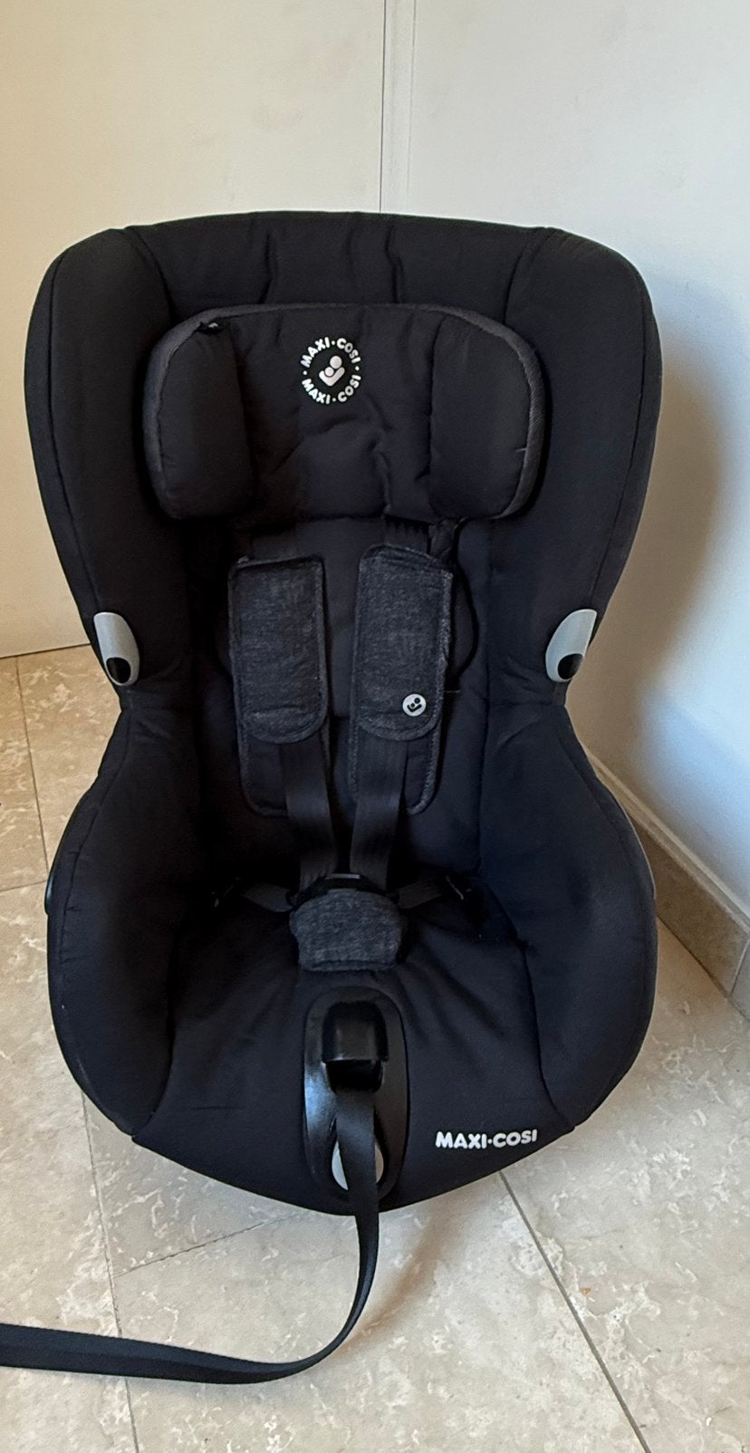 Maxi-cosi Axiss, Kinderen en Baby's, Autostoeltjes, Ophalen, Autogordel, Slaapstand, Zo goed als nieuw