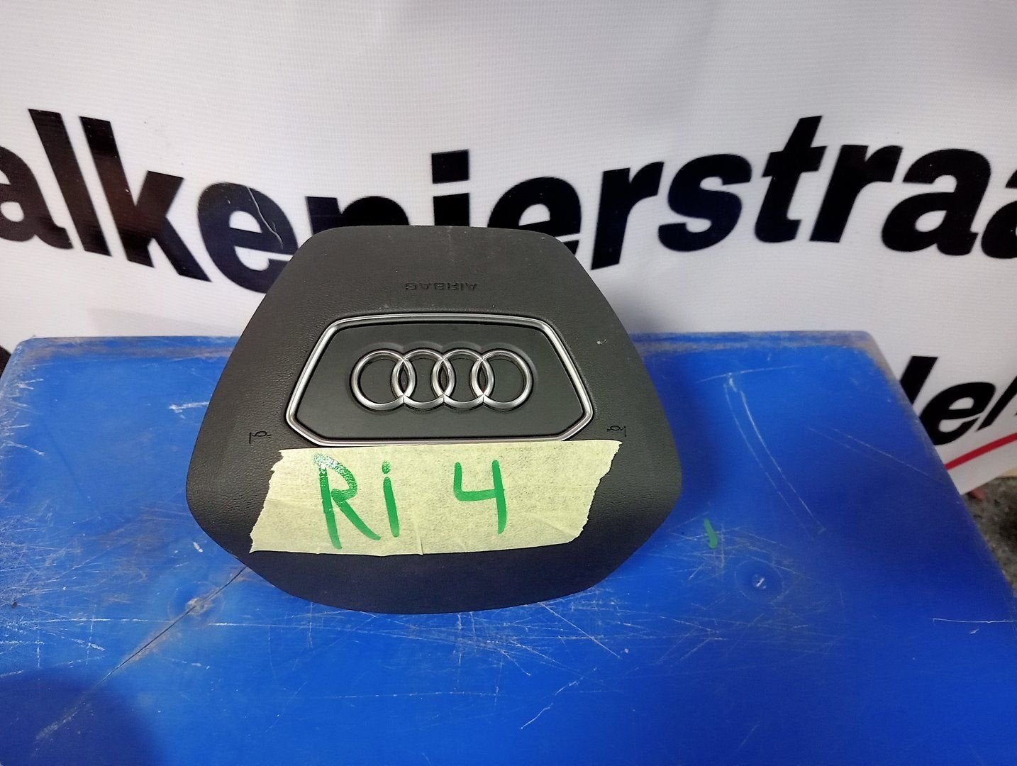 Audi A6, A7 Stuur Airbag Zwart 2018+ 4N0880201K 6PS A6 (C8), -, Audi, Utilisé, -