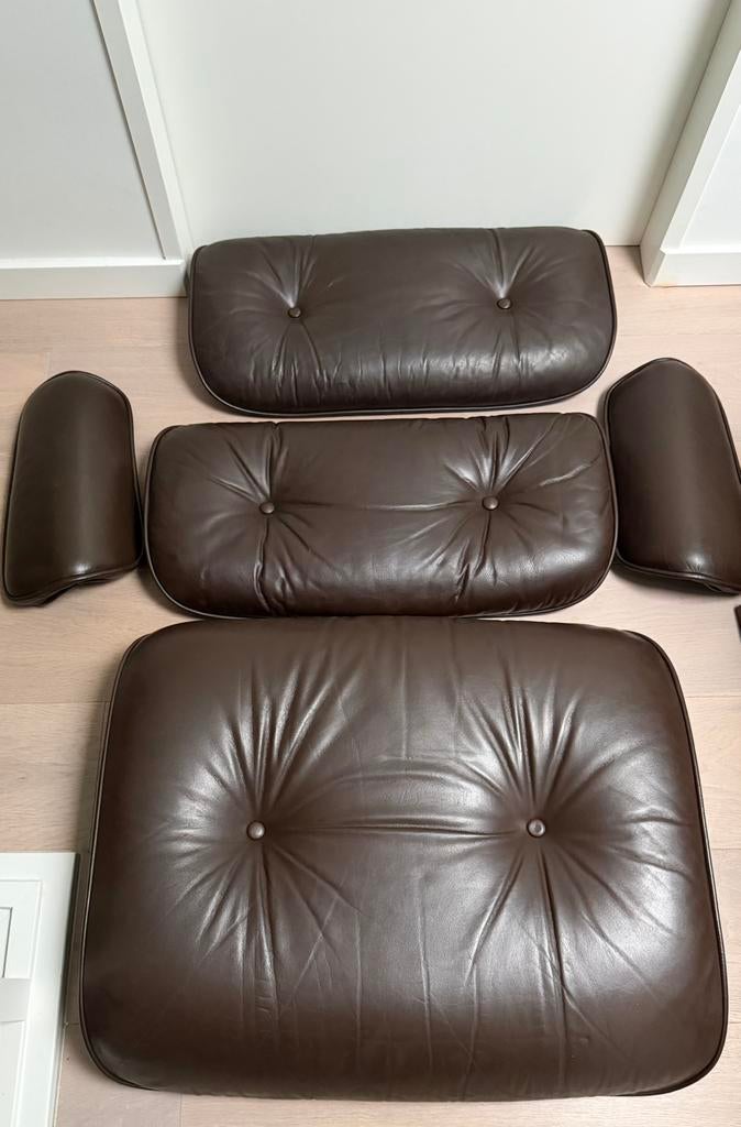 Kussenset Eames/Herman Miller, Huis en Inrichting, Ophalen, Zo goed als nieuw