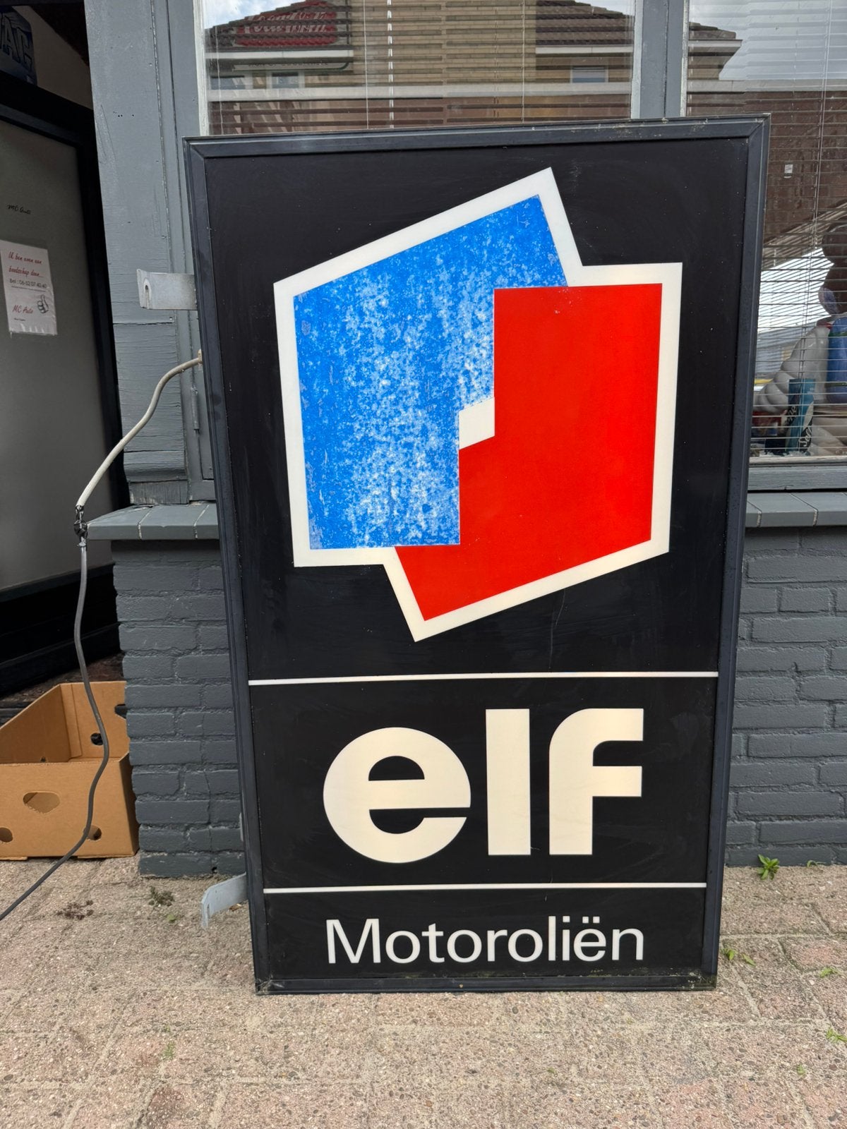 elf motor olie reclame lichtbak XL, Ophalen, Gebruikt, Lichtbak of (neon) lamp