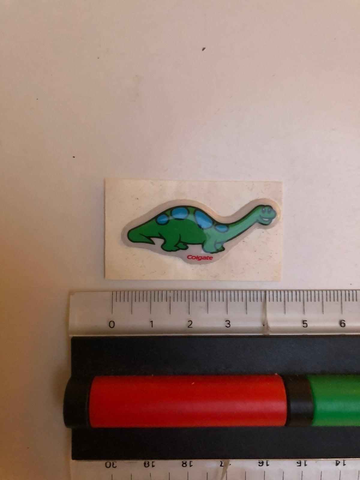 Reclame sticker van Colgate : dino’s, Verzamelen, Ophalen of Verzenden, Nieuw, Overige typen