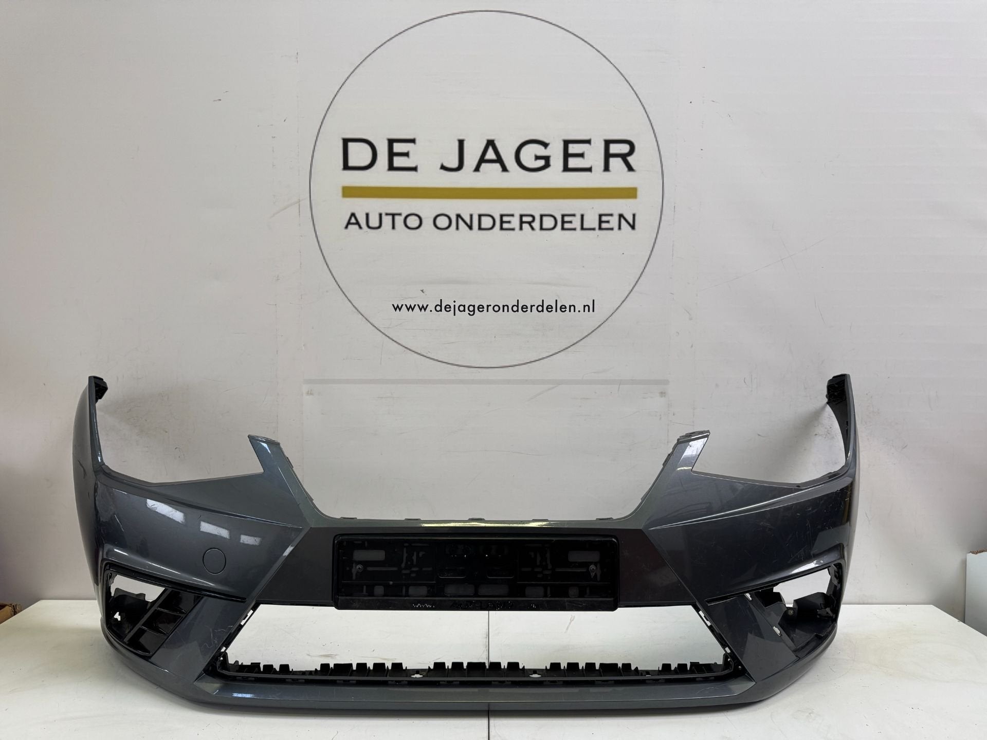 SEAT IBIZA 6F FR VOORBUMPER BUMPER 6F0807221D, Gebruikt, Voor, Autovia A-2, Km 585 585
08760  Martorell, ES, SEAT S.A.