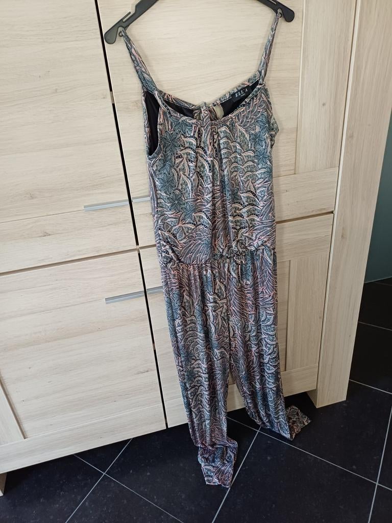 Jumpsuit maat medium, Kleding | Dames, Jumpsuits, Ophalen