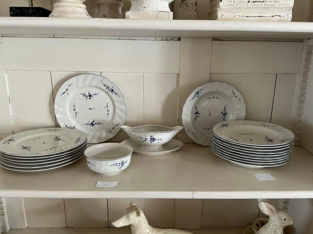 villeroy & boch Alt Luxembourg  servies blauw wit bloemen, Antiek en Kunst, Ophalen