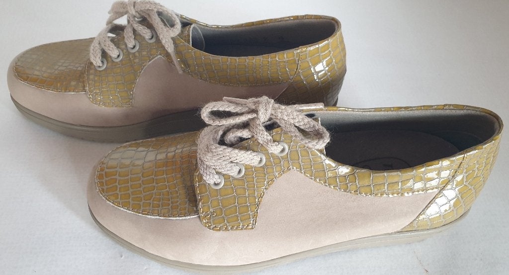 Meisi nubuck leer veterschoen maat 37, Kleding | Dames, Nieuw, Groen, Wandelschoenen, Ophalen of Verzenden