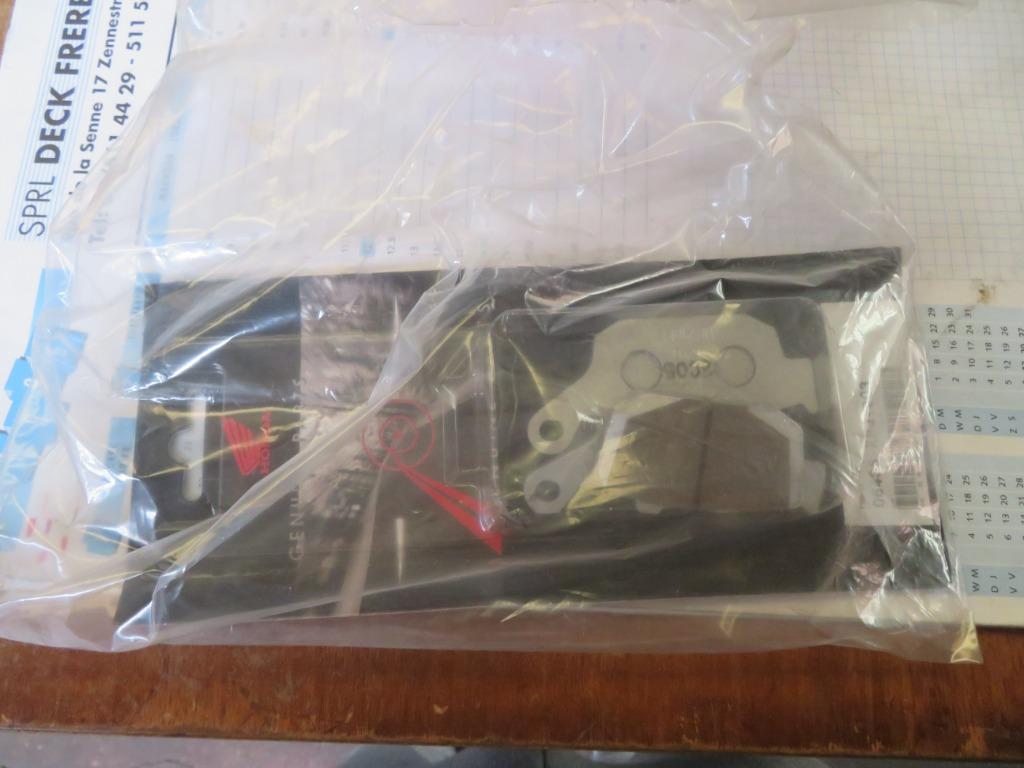 Remblokken achter honda phanteon 125, Motoren, Ophalen of Verzenden, Nieuw