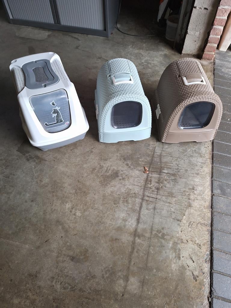 Kattenbakken, Ophalen, Gebruikt, Gesloten