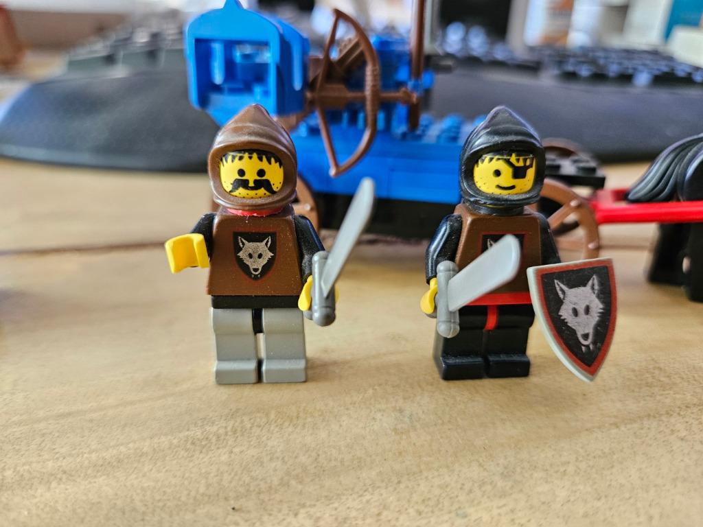 LEGO Wolfpack 6038 Wolfpack Renegades, Ophalen of Verzenden, Zo goed als nieuw, Complete set, Lego